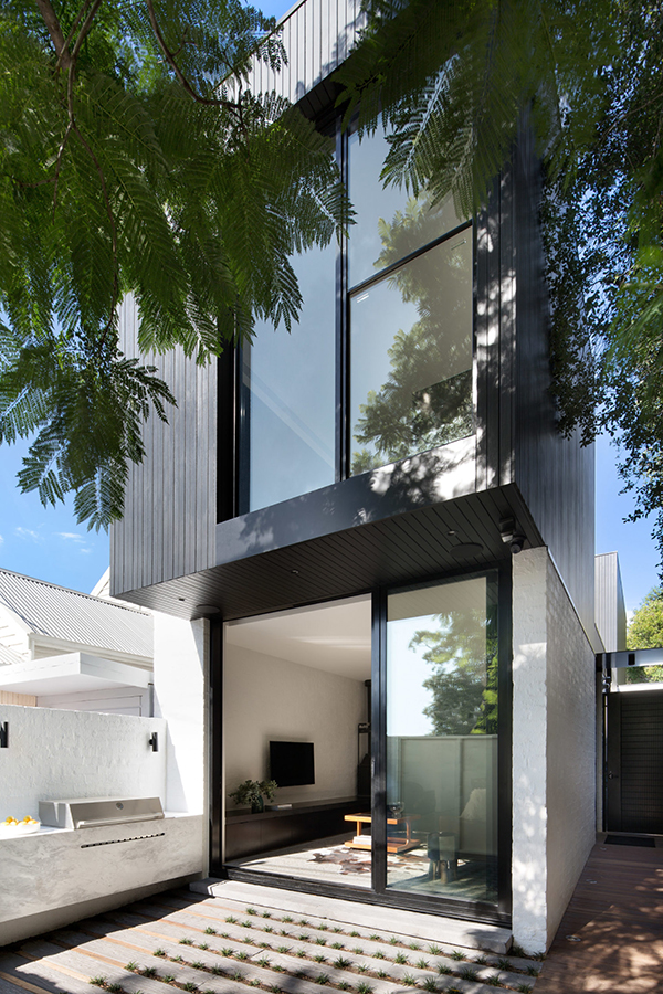 melbourne contemporary light filled residence by cera stribley